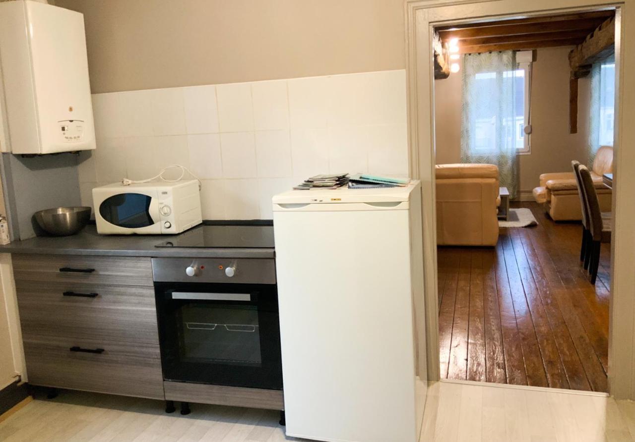 Grand Appartement Idealement Situe 7 Places Desvres Eksteriør bilde